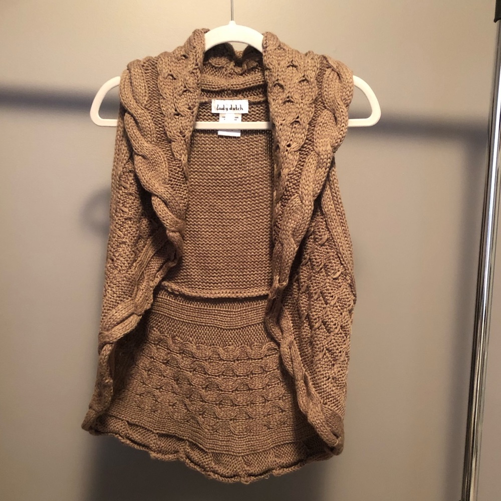 Brown knit vest!
